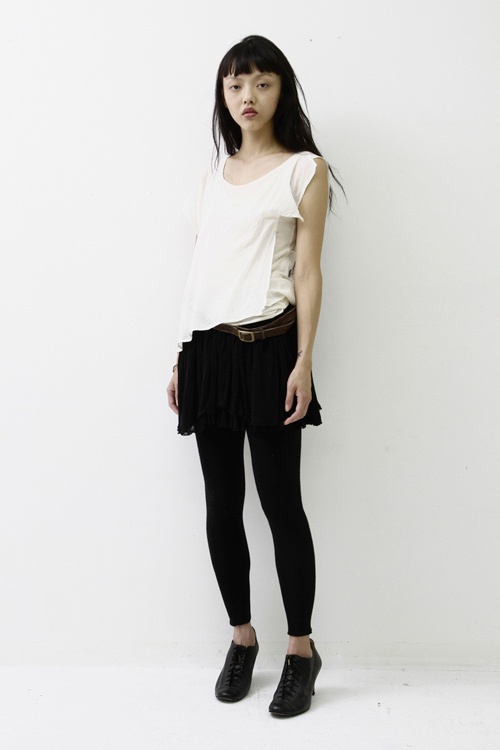 着る人にそっと寄り添うやさしい服 - スズキ タカユキ(suzuki takayuki) 2012年春夏コレクションコピー