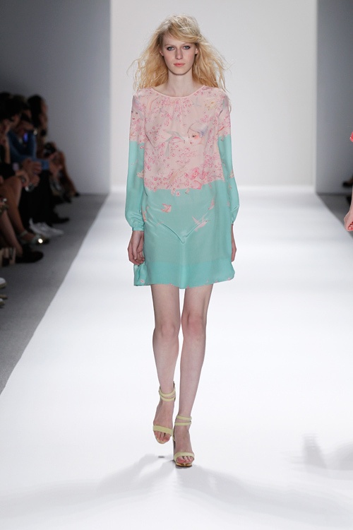 JILL STUART(ジルスチュアート) 2012年春夏コレクションコピー