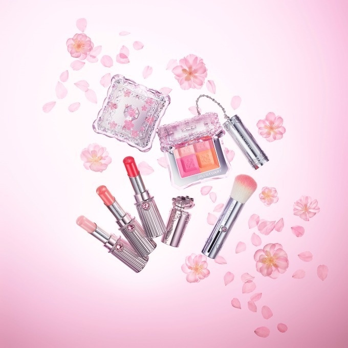 ジルスチュアート ビューティ“桜”モチーフの春コスメ、満開の桜のように色付くリップ&チークカラーコピー ジルスチュアート ビューティ“桜”モチーフの春コスメ、満開の桜のように色付くリップ&チークカラーコピー