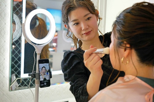ジルスチュアート ビューティ“自分だけのピンク”を叶える「マイリップス」限定復刻、伊勢丹新宿店でコピー ジルスチュアート ビューティ“自分だけのピンク”を叶える「マイリップス」限定復刻、伊勢丹新宿店でコピー