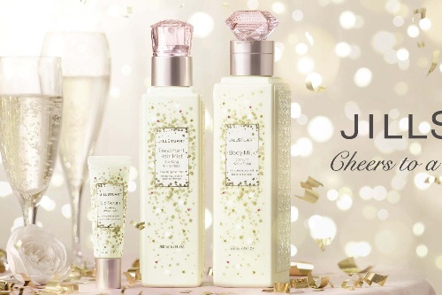ジルスチュアート2021年クリスマス限定ボディミルク＆ヘアケア、“乾杯”イメージの清楚な香り