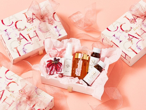 HACCI「はちみつ&コスメ」の春ギフト、春限定桜はちみつやはちみつ洗顔石けんがセットにコピー HACCI「はちみつ&コスメ」の春ギフト、春限定桜はちみつやはちみつ洗顔石けんがセットにコピー