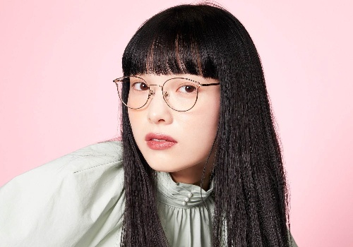 JINS×イガリシノブの“メーキャップメガネ”発売、トーンUPアイウェアやカラコンサングラスコピー