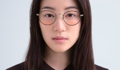 JINS「チークカラーレンズ」“メガネをかけるだけ”で血色感UP、チークを塗ったような印象にコピー JINS「チークカラーレンズ」“メガネをかけるだけ”で血色感UP、チークを塗ったような印象にコピー