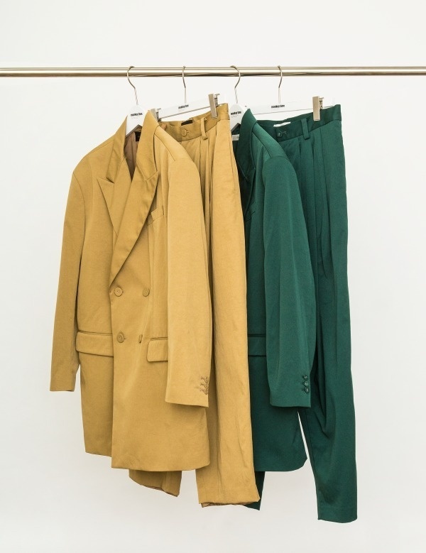 G.V.G.V.×モンキータイム、ユニセックスのハーネス付きブルゾン＆レースアップのカットソーコピー