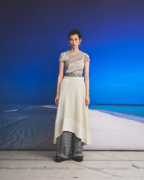 G.V.G.V.2021年春夏コレクション、美しいビーチを臨む“妄想旅行”へコピー G.V.G.V.2021年春夏コレクション、美しいビーチを臨む“妄想旅行”へコピー
