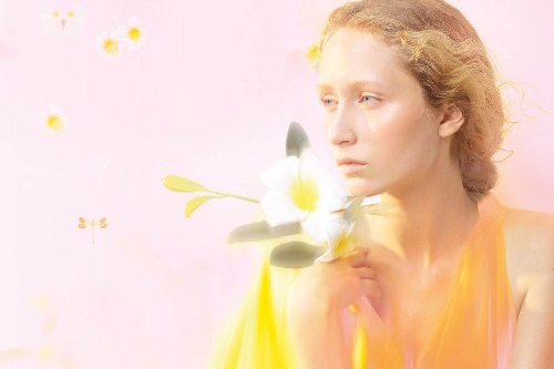 ジョー マローン ロンドン、エキゾチックな“南国の花”香る新香水「フランジパニ フラワー コロン」コピー