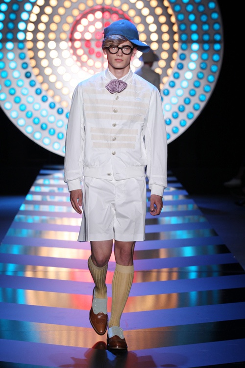 ロンドンポップアートシーン全盛期のスタイルが蘇る-ジョン ガリアーノ オム(JOHN GALLIANO HOMME)の2012年 春夏コレクションコピー