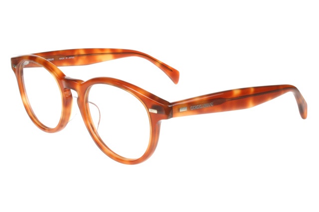 ジョルジオ アルマーニのアイウェアに、上質でクラシックなデザインの「Frames of Your Life」モデル登場コピー
