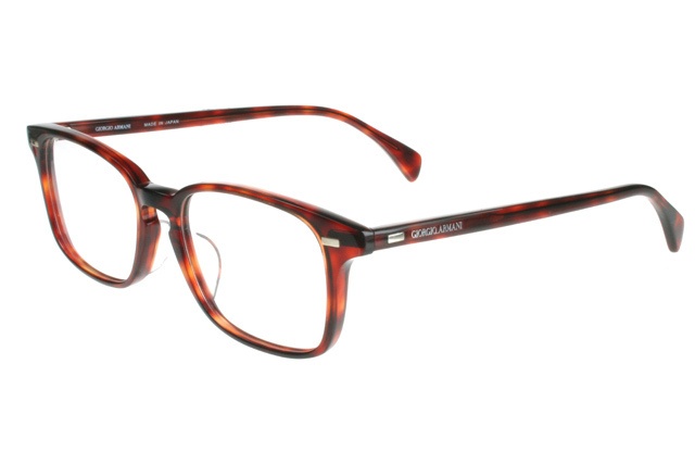 ジョルジオ アルマーニのアイウェアに、上質でクラシックなデザインの「Frames of Your Life」モデル登場コピー