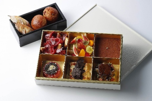 アルマーニ / リストランテの“お弁当”「BENTO BOX」再販、トリュフなど最高級食材を使用コピー アルマーニ / リストランテの“お弁当”「BENTO BOX」再販、トリュフなど最高級食材を使用コピー