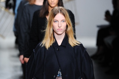 ジュリアン デイヴィッド 2014-15年秋冬コレクション - 素材で遊ぶ、都会派ストリートルック