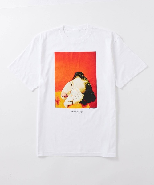 ジャーナル スタンダード新作、メジャー・デビュー時の“ビョーク”を写したフォトTシャツコピー ジャーナル スタンダード新作、メジャー・デビュー時の“ビョーク”を写したフォトTシャツコピー