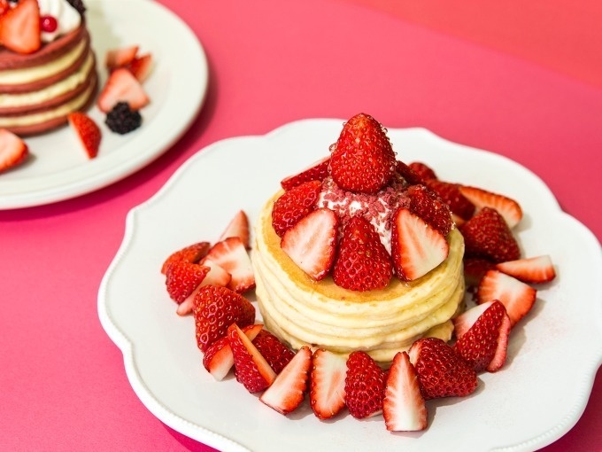 J.S. パンケーキカフェの“苺スイーツ”、苺パンケーキやあまおうパフェ - 先行試食会&ブッフェもコピー J.S. パンケーキカフェの“苺スイーツ”、苺パンケーキやあまおうパフェ - 先行試食会&ブッフェもコピー