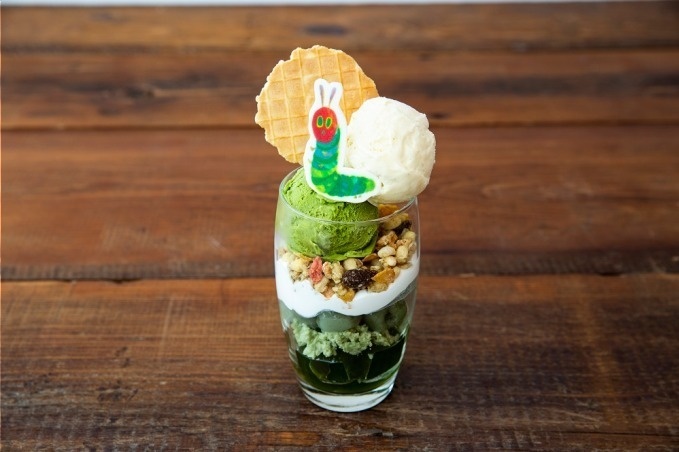 J.S. パンケーキ カフェ×『はらぺこあおむし』カラフルないもむし&ちょうちょのパンケーキコピー J.S. パンケーキ カフェ×『はらぺこあおむし』カラフルないもむし&ちょうちょのパンケーキコピー