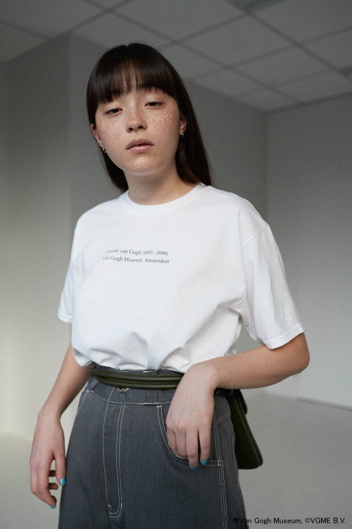 ジャーナル スタンダード“ゴッホの絵画”デザインTシャツ、名作『ひまわり』などをバックにプリントコピー