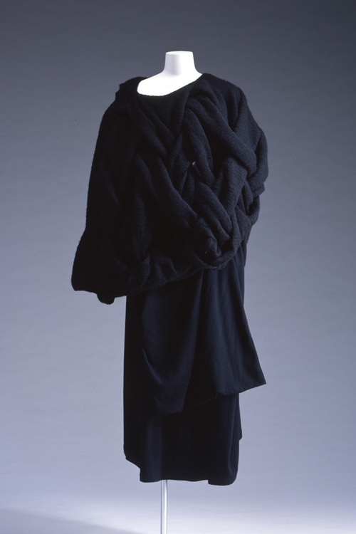 日本のファッションをテーマにした「Future Beauty: 30 years of Japanese Fashion」展がロンドンとミュンヘンで開催！コピー