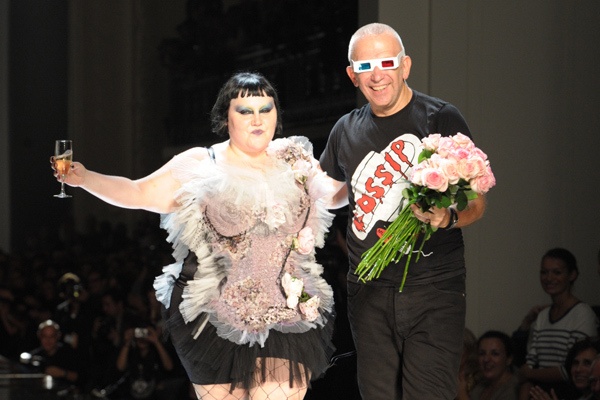 ジャン ポール ゴルチエ(Jean-Paul Gaultier)のロックな2011年春夏コレクション : パリ・ファッション・ウィーク