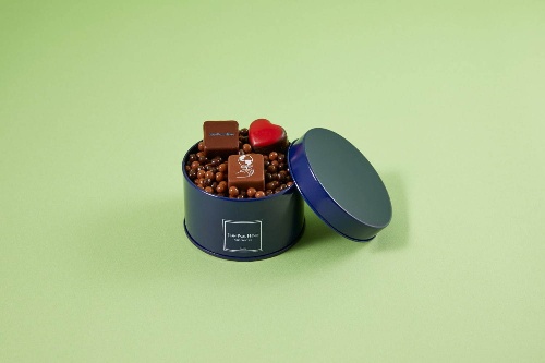 ジャン=ポール・エヴァンのホワイトデー、限定チョコを詰めた“テディベア”付きギフトBOXコピー ジャン=ポール・エヴァンのホワイトデー、限定チョコを詰めた“テディベア”付きギフトBOXコピー