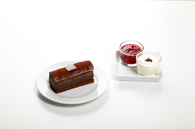 ジャン＝ポール・エヴァン初、フランス伝統スイーツ・ヴァシュランの冷凍配送アイス ケーキ発売コピー