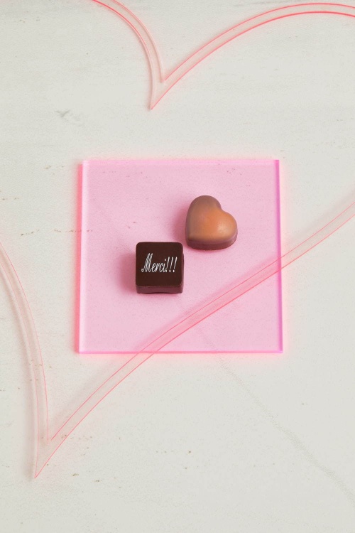 ジャン=ポール・エヴァン“ハートチョコ”をのせた母の日ケーキ、ピンクハートのボンボンショコラもコピー ジャン=ポール・エヴァン“ハートチョコ”をのせた母の日ケーキ、ピンクハートのボンボンショコラもコピー