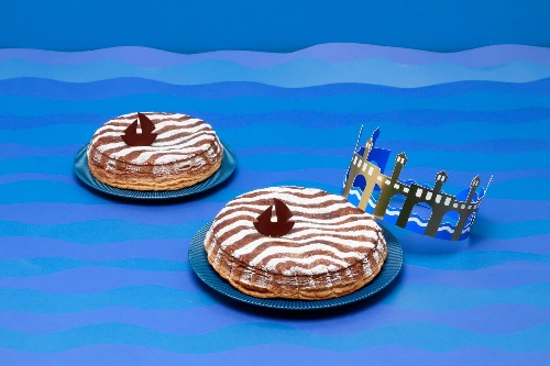 ジャン=ポール・エヴァン“船”が浮かぶガレット デ ロワ、ライム風味のカスタード&アーモンドクリームコピー ジャン=ポール・エヴァン“船”が浮かぶガレット デ ロワ、ライム風味のカスタード&アーモンドクリームコピー