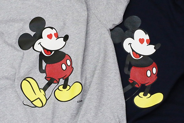 ジャムホームメイド「ミッキーTシャツ ラブ ミッキー」新色 - 目がハートになったミッキーをプリント