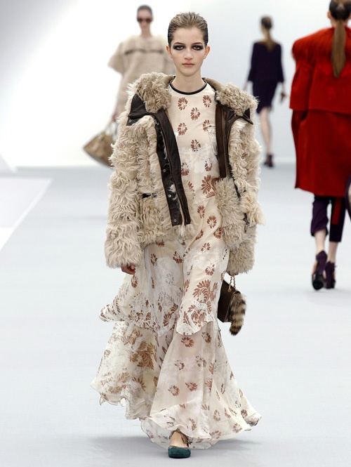 ナチュラルな女性らしさを表現 - ジャスト カヴァリ(JUST cavalli) 2011-12年秋冬コレクションコピー