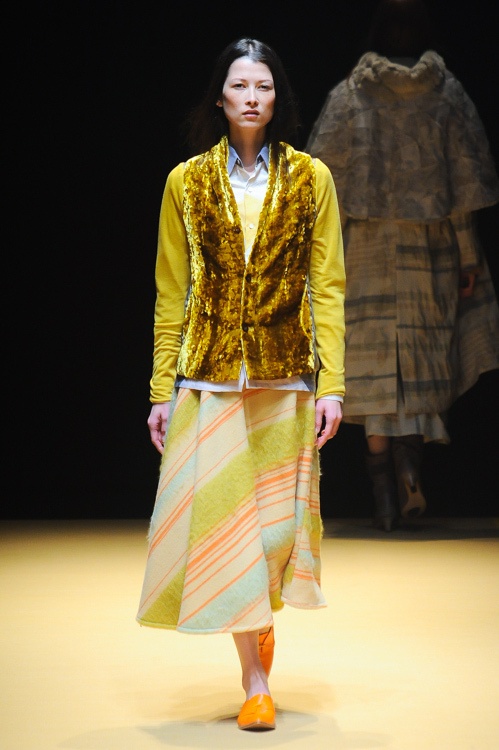 まとふ 2014-15年秋冬コレクション - 無作為に集まったものが生む調和の美しさコピー