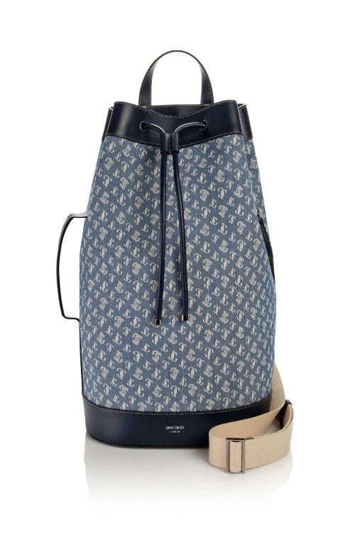 ジミー チュウ23年春メンズバッグ&財布、JCモノグラム×デニムのバックパックやショルダーバッグコピー ジミー チュウ23年春メンズバッグ&財布、JCモノグラム×デニムのバックパックやショルダーバッグコピー