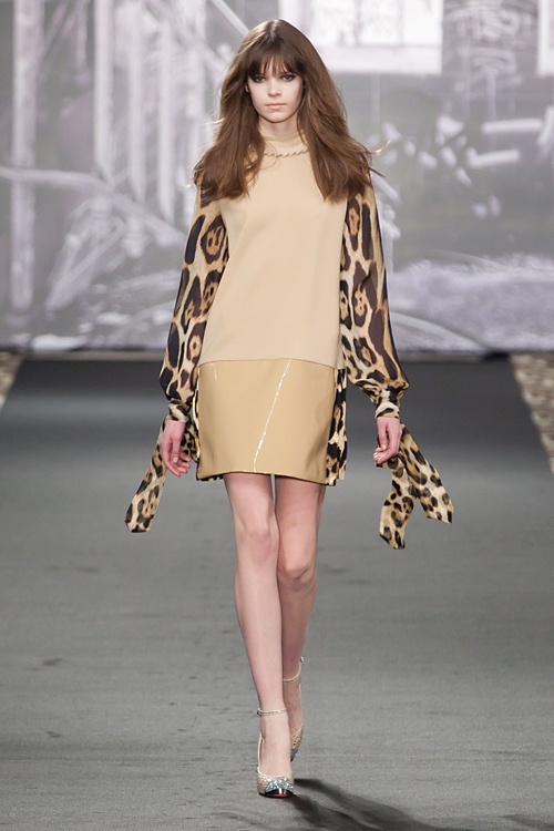 ジャストカヴァリ 2012-13年秋冬コレクション - ロックでエネルギッシュなカヴァリガールコピー