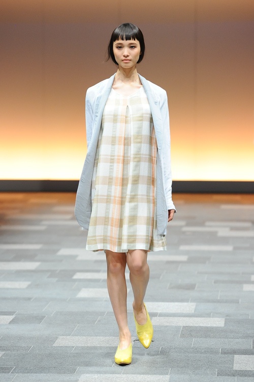 まとふ 2016年春夏コレクション - 人生の深みを詠む、さらりと着る日常の服コピー