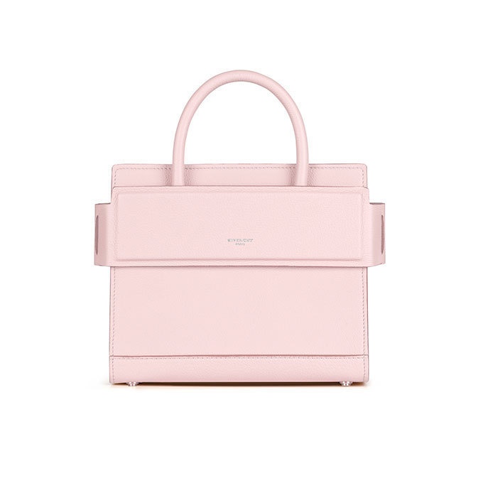 ジバンシィ、ベーシックに着目したコレクション「ジバンシィ エッセンシャルズ」伊勢丹新宿で先行発売コピー ジバンシィ、ベーシックに着目したコレクション「ジバンシィ エッセンシャルズ」伊勢丹新宿で先行発売コピー