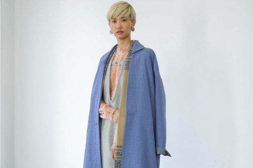 まとふ2019-20年秋冬コレクション、冬の津軽を舞台に雪が届けてくれるもの