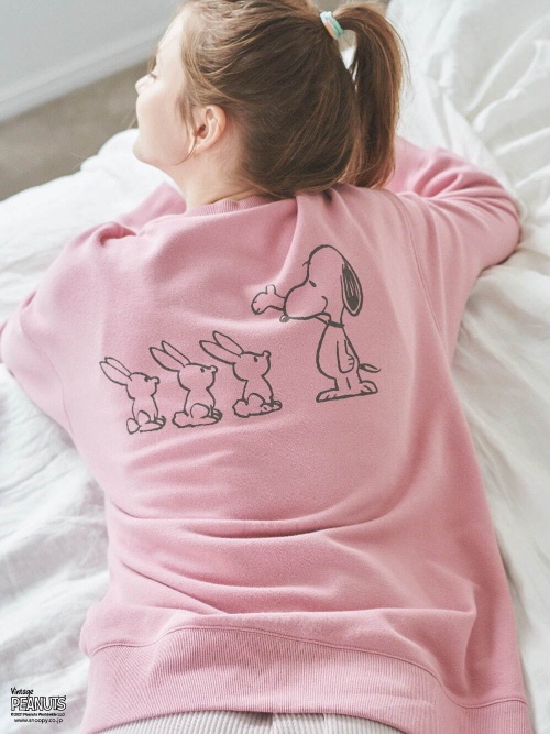 ジェラート ピケ「ピーナッツ」新作ルームウェア、ヴィンテージスヌーピープリントのスウェットやTシャツコピー ジェラート ピケ「ピーナッツ」新作ルームウェア、ヴィンテージスヌーピープリントのスウェットやTシャツコピー