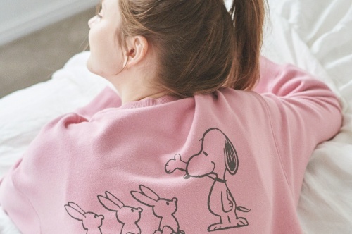 ジェラート ピケ「ピーナッツ」新作ルームウェア、ヴィンテージスヌーピープリントのスウェットやTシャツ