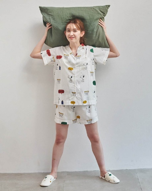 ジェラート ピケ×ピーナッツ、ポップなスヌーピー柄シャツパジャマやロゴ入りルームウェアコピー ジェラート ピケ×ピーナッツ、ポップなスヌーピー柄シャツパジャマやロゴ入りルームウェアコピー