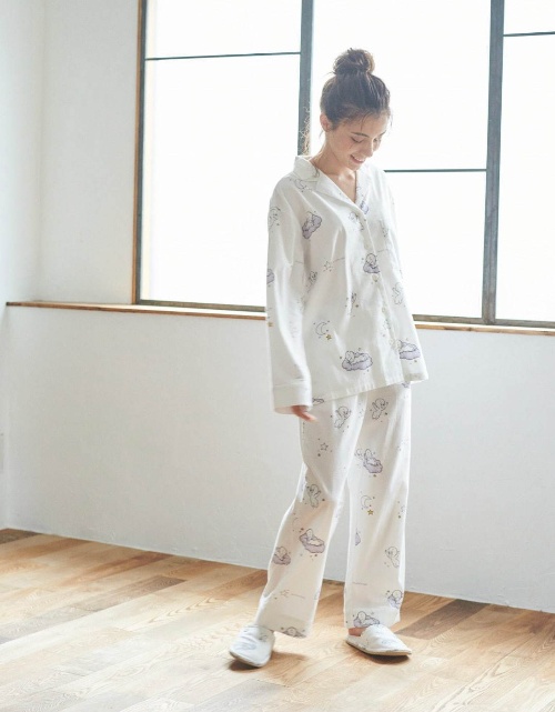 ジェラート ピケ×おばけのキャスパー、すやすや眠るキャスパーTシャツや総柄パジャマコピー ジェラート ピケ×おばけのキャスパー、すやすや眠るキャスパーTシャツや総柄パジャマコピー