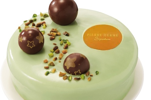 セブン-イレブンのクリスマスケーキ、ピエール・エルメ監修ピスタチオ＆ディズニーのミニケーキ