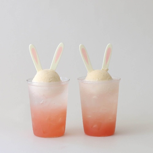 ジェラート ピケ カフェ“バニー”モチーフのイースター限定クレープ&"ミミ付き"フロートコピー ジェラート ピケ カフェ“バニー”モチーフのイースター限定クレープ&"ミミ付き"フロートコピー