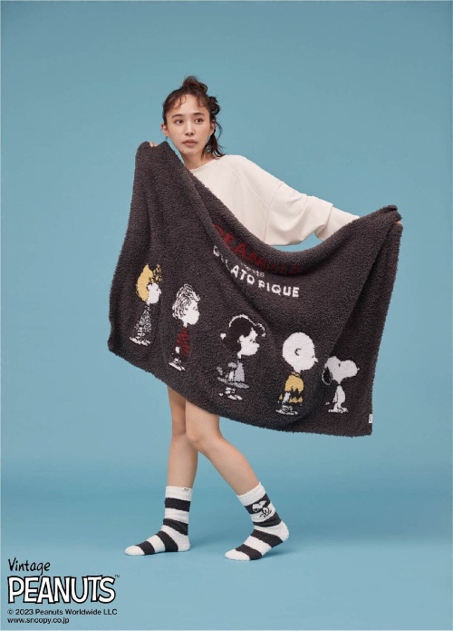 ジェラート ピケ「ピーナッツ」コラボ新作、スヌーピーの“ふかふか”ルームウェア&カーディガンなどコピー ジェラート ピケ「ピーナッツ」コラボ新作、スヌーピーの“ふかふか”ルームウェア&カーディガンなどコピー