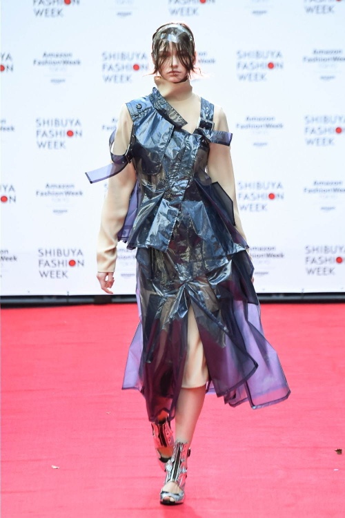 シロマ 2019-20年秋冬コレクション - 風を受けて揺れ動く、躍動する造形美コピー シロマ 2019-20年秋冬コレクション - 風を受けて揺れ動く、躍動する造形美コピー