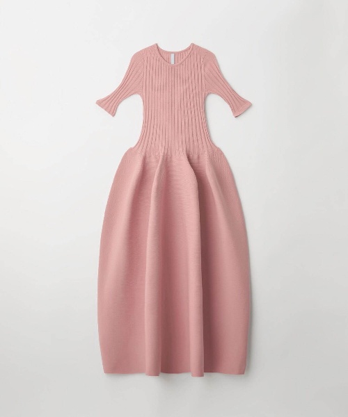 CFCL、桜や若葉をイメージした“春色”ニットドレス&スカート - 東京ミッドタウン八重洲の新店舗でコピー CFCL、桜や若葉をイメージした“春色”ニットドレス&スカート - 東京ミッドタウン八重洲の新店舗でコピー