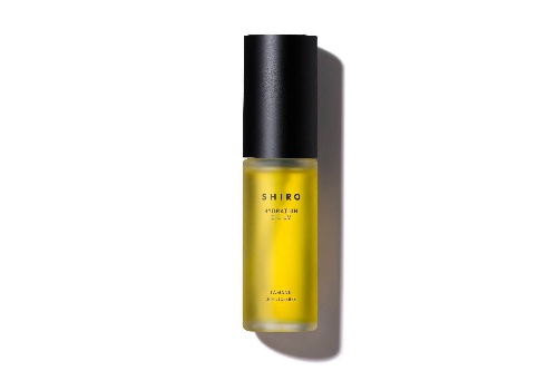 SHIRO初の日焼け止め美容液「タマヌオイル UV」植物だけでSPF12 PA+、使うたびツヤ肌へコピー SHIRO初の日焼け止め美容液「タマヌオイル UV」植物だけでSPF12 PA+、使うたびツヤ肌へコピー