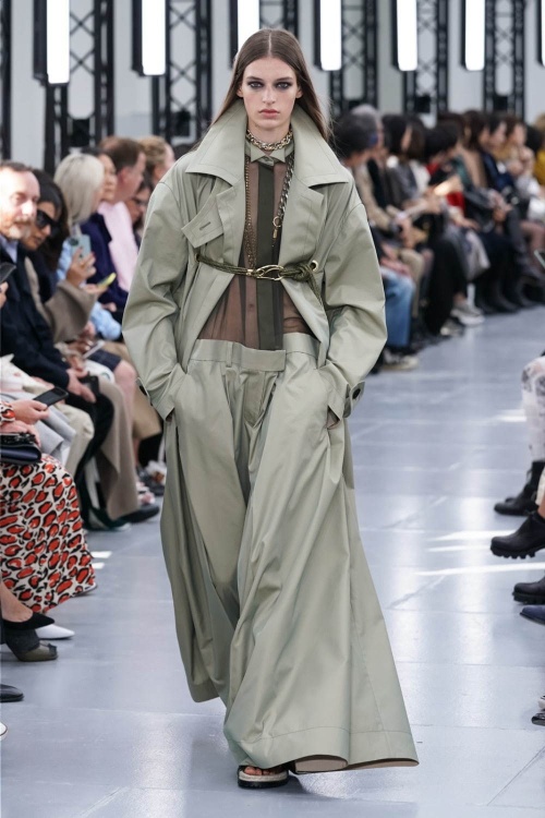 sacai 2020年春夏コレクション - 友愛に満ちた世界、明るい未来コピー sacai 2020年春夏コレクション - 友愛に満ちた世界、明るい未来コピー