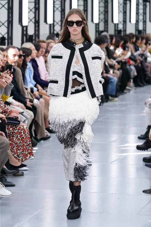 sacai 2020年春夏コレクション - 友愛に満ちた世界、明るい未来コピー sacai 2020年春夏コレクション - 友愛に満ちた世界、明るい未来コピー