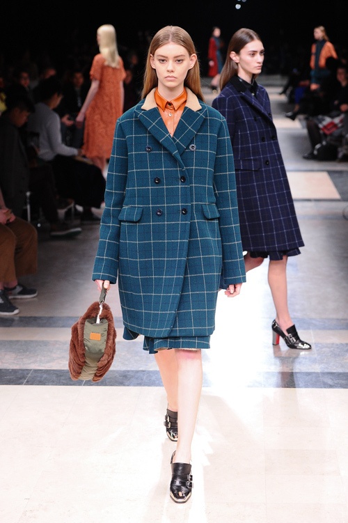 sacai(サカイ)、2013-14年秋冬コレクションのバッグは吉田カバンが製作コピー