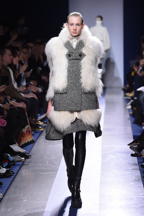 sacai 2015-16年秋冬コレクション - 疾走感の中、連続的に魅せるボリュームコートの魅力コピー