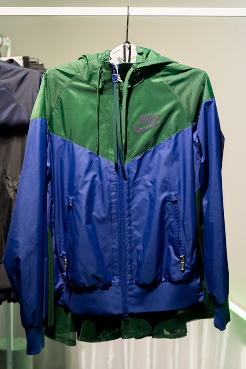 NIKE x sacaiのコレクション発表 - ウィンドランナーやスカート、スニーカーが登場コピー