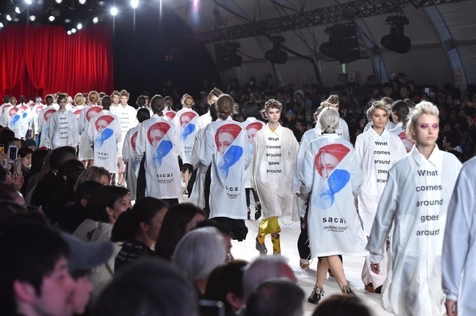 sacai / UNDERCOVER合同ショー - 2つの異なる世界観を表現&コラボを象徴するラストコピー sacai / UNDERCOVER合同ショー - 2つの異なる世界観を表現&コラボを象徴するラストコピー